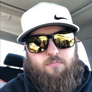 Meet your Posher, Chris